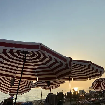 Mit Garten, 500 M Zum Strand, In Der Naehe Der Stadt *
